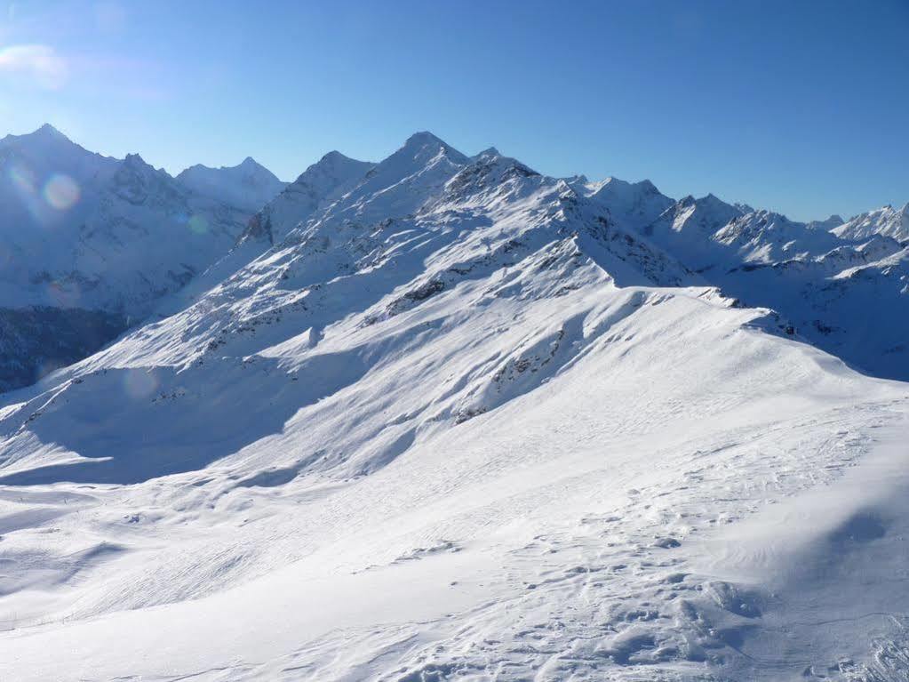 Hotel Le Besso - Swiss Romantic Lodge زينل المظهر الخارجي الصورة